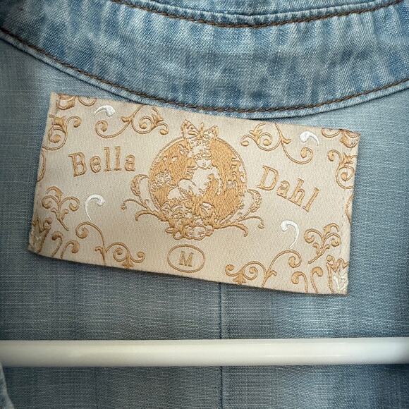 BELLA DAHL Button Down Shirt Light Chambray Tencel Relaxed Fit Pocket Top M - Picture 2 of 7